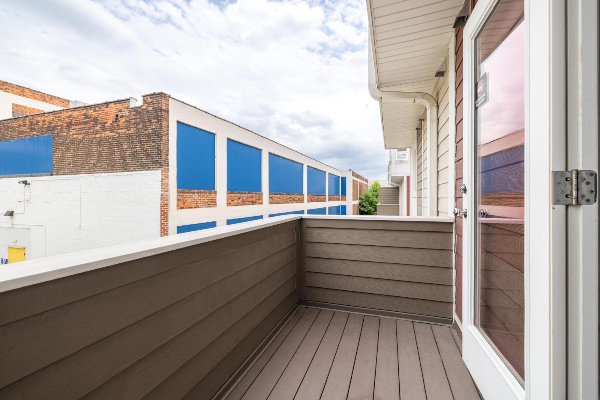 Luxury Downtown Townhome Unit 7 Cleveland Buitenkant foto