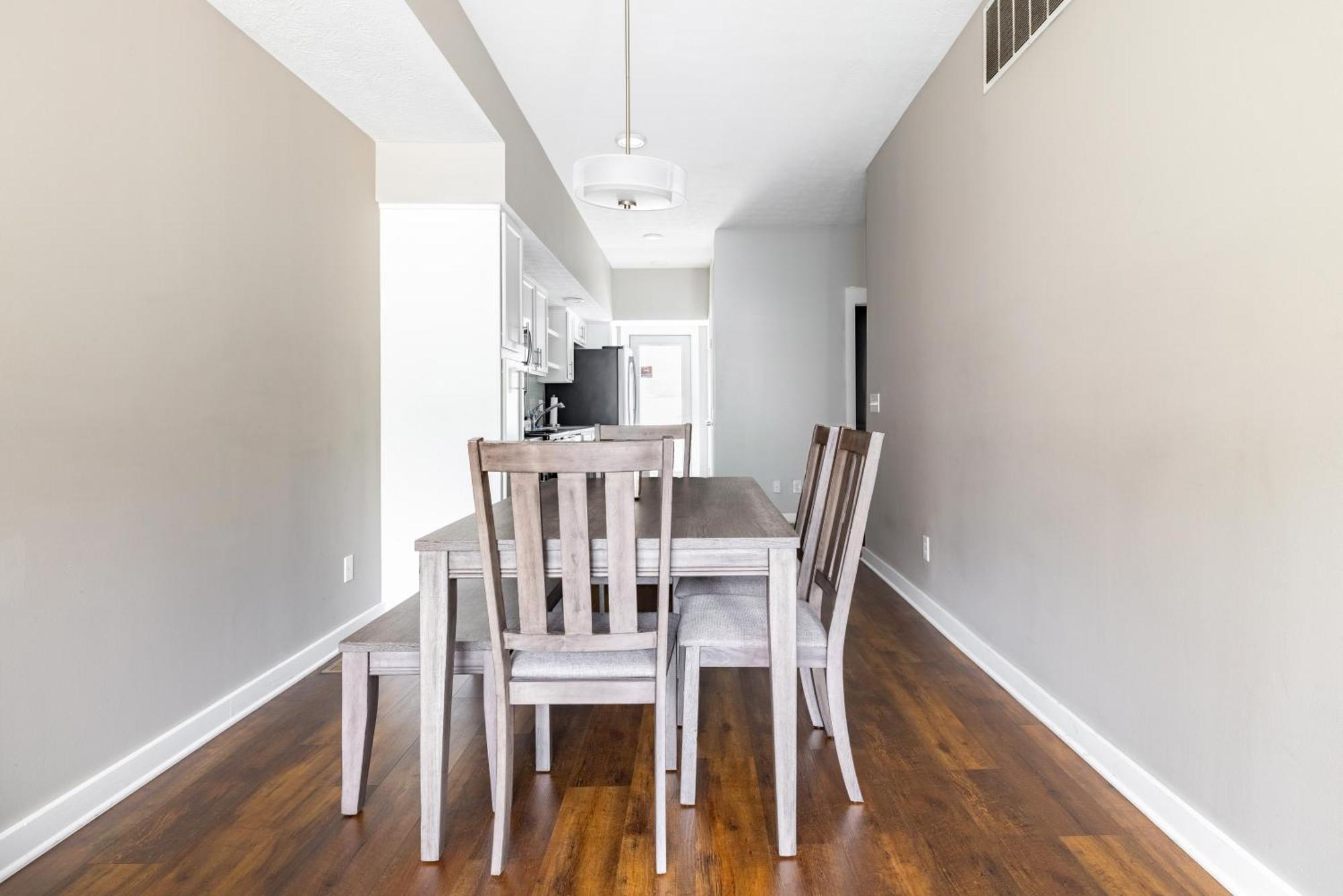 Luxury Downtown Townhome Unit 7 Cleveland Buitenkant foto