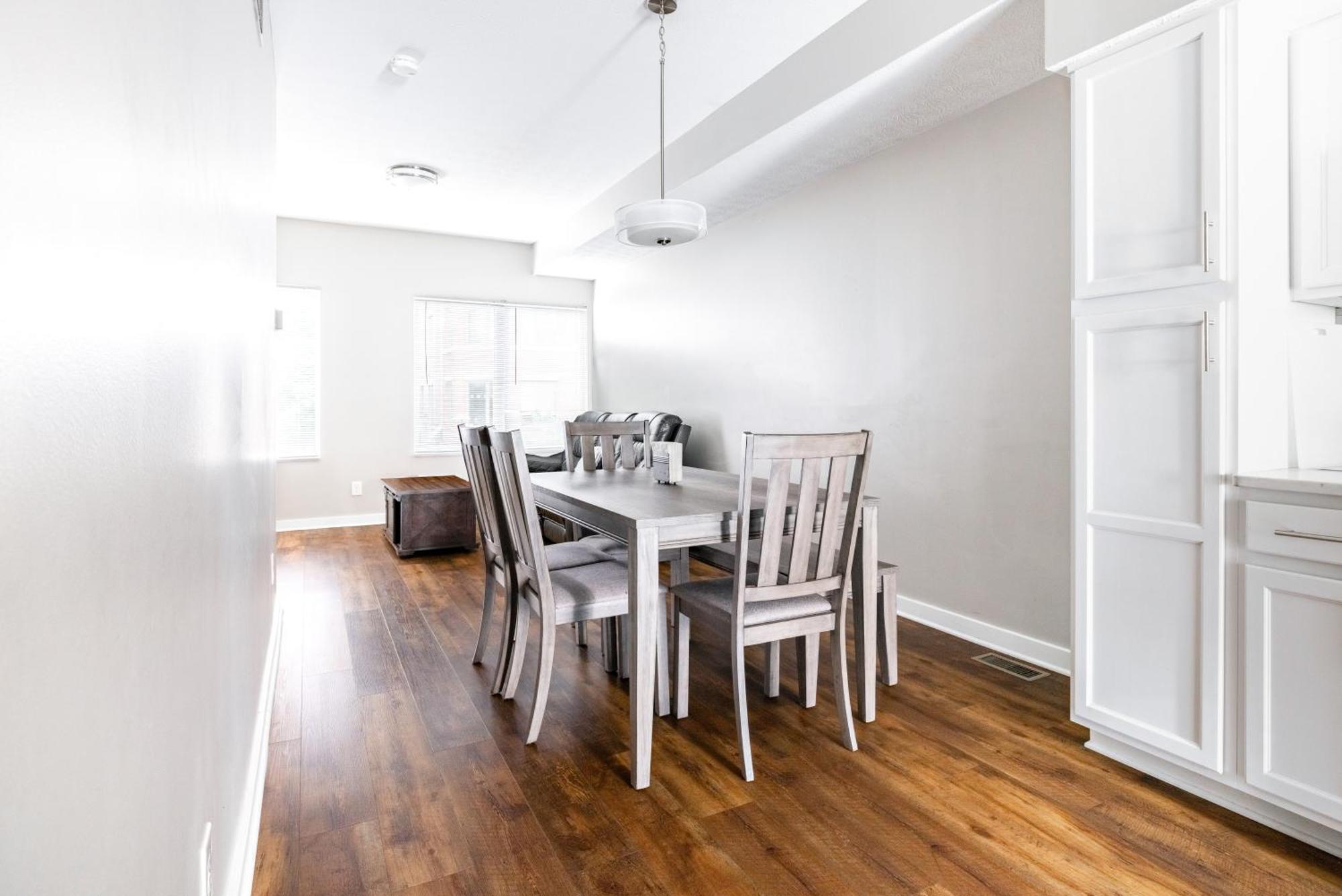 Luxury Downtown Townhome Unit 7 Cleveland Buitenkant foto