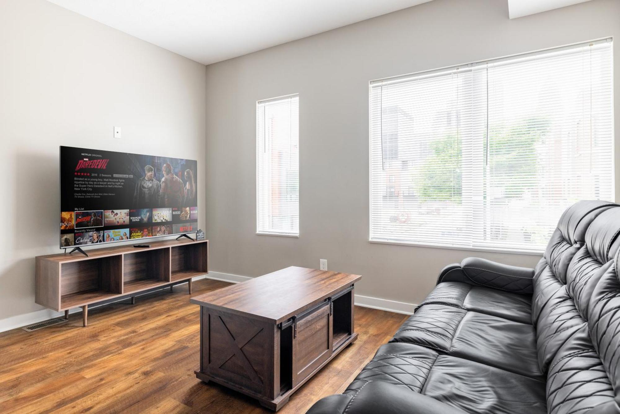 Luxury Downtown Townhome Unit 7 Cleveland Buitenkant foto
